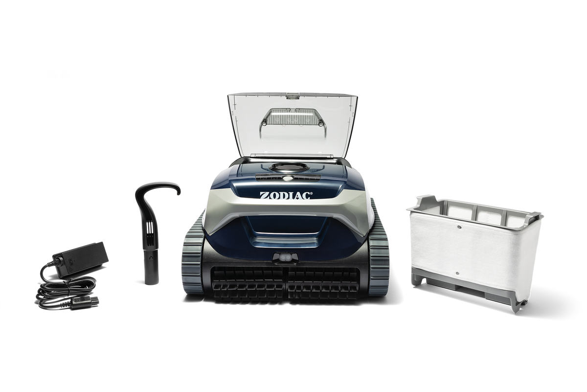 Zodiac FreeRider™ FR350 IQ Cordless Robotic Pool Cleaner