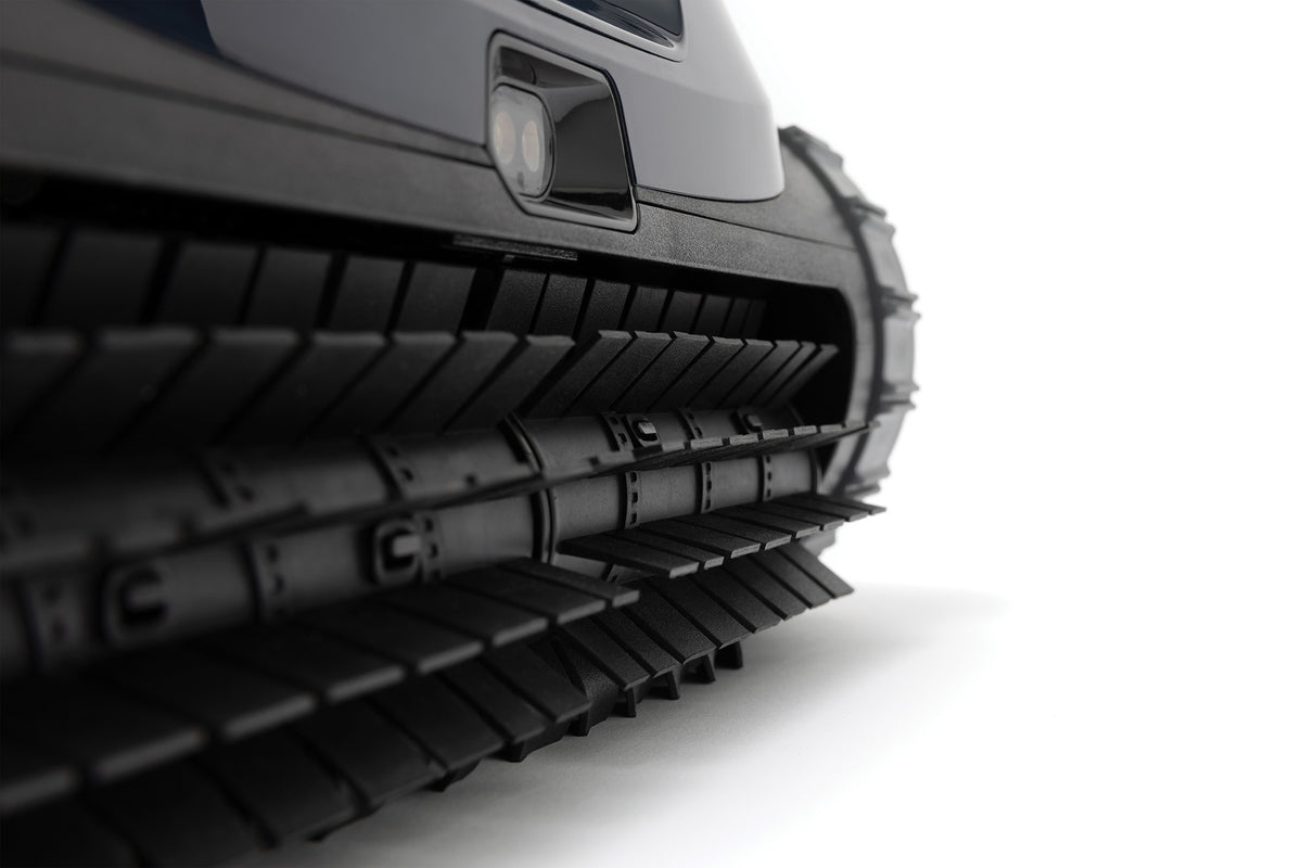Zodiac FreeRider™ FR350 IQ Cordless Robotic Pool Cleaner